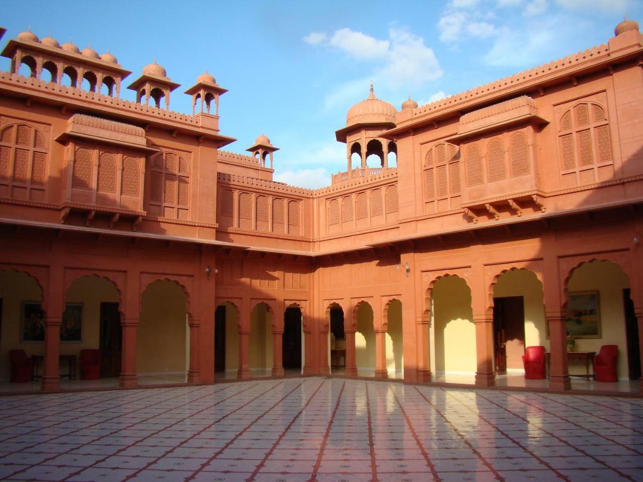 Gaj Kesri Hotel Bikaner Bagian luar foto