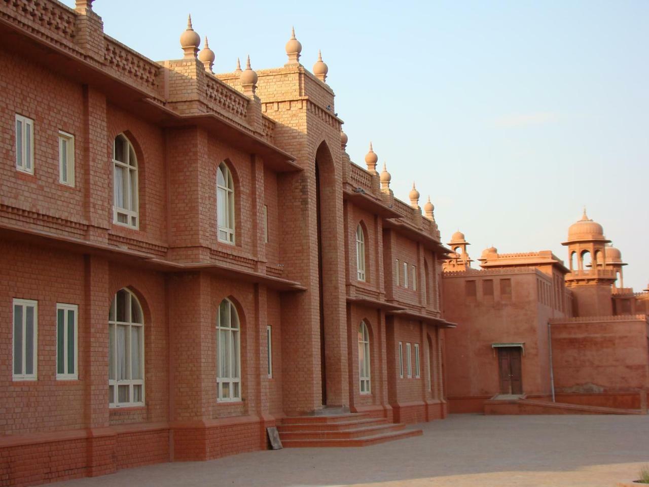 Gaj Kesri Hotel Bikaner Bagian luar foto